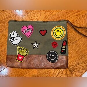 NWOT American Eagle Outfitters Zipper Clutch Purse/Makeup Bag